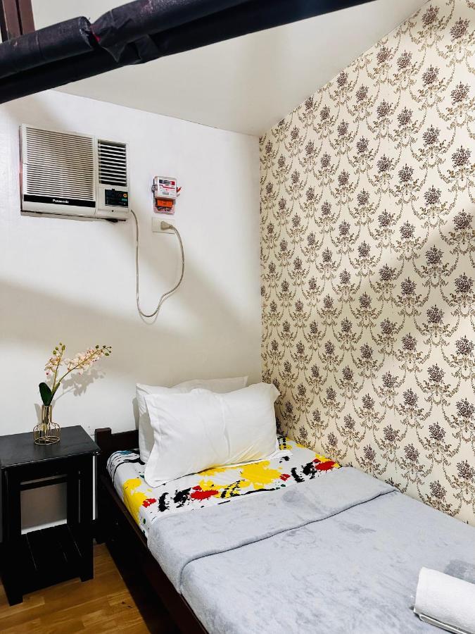 Close To The Airport, City Center, Accessible - Amancio'S New Extension Puerto Princesa Esterno foto